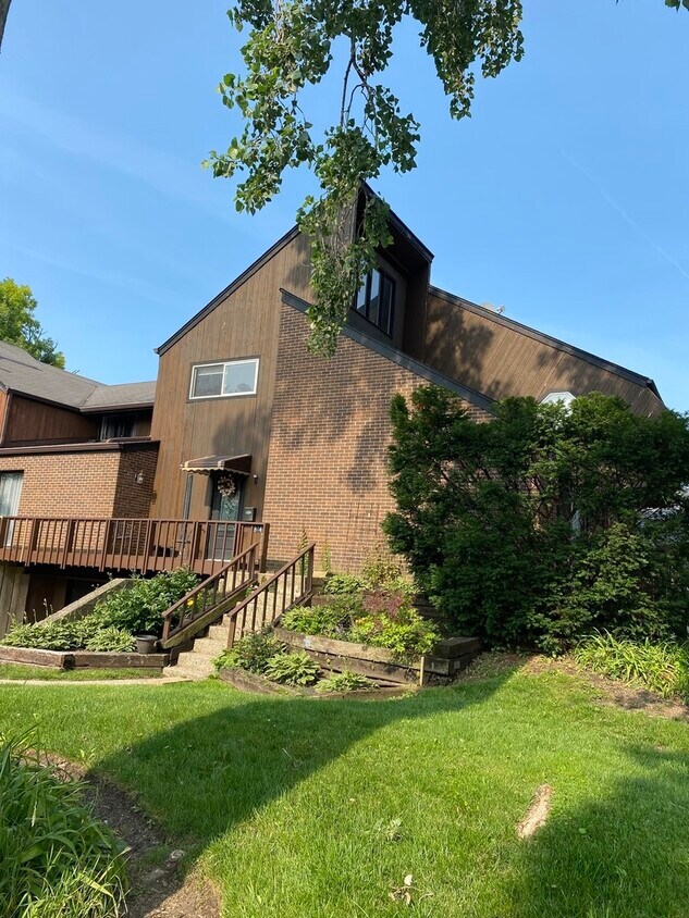 Primary Photo - 804 Harvard St