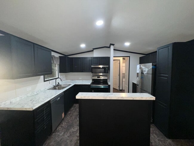 Building Photo - 3556 Old 51 Rd