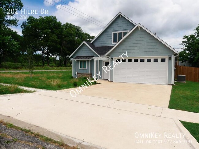 Building Photo - 201 Hilre Dr