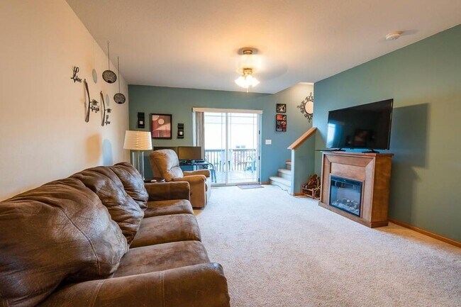 Foto del edificio - Must See!  2 Bedroom condo