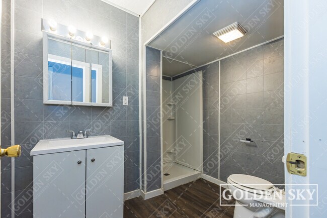 Foto del edificio - 230 Kinsey St