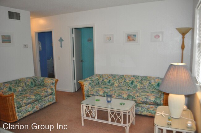 Building Photo - 2 br, 1.5 bath House - 220 S 26th St #3