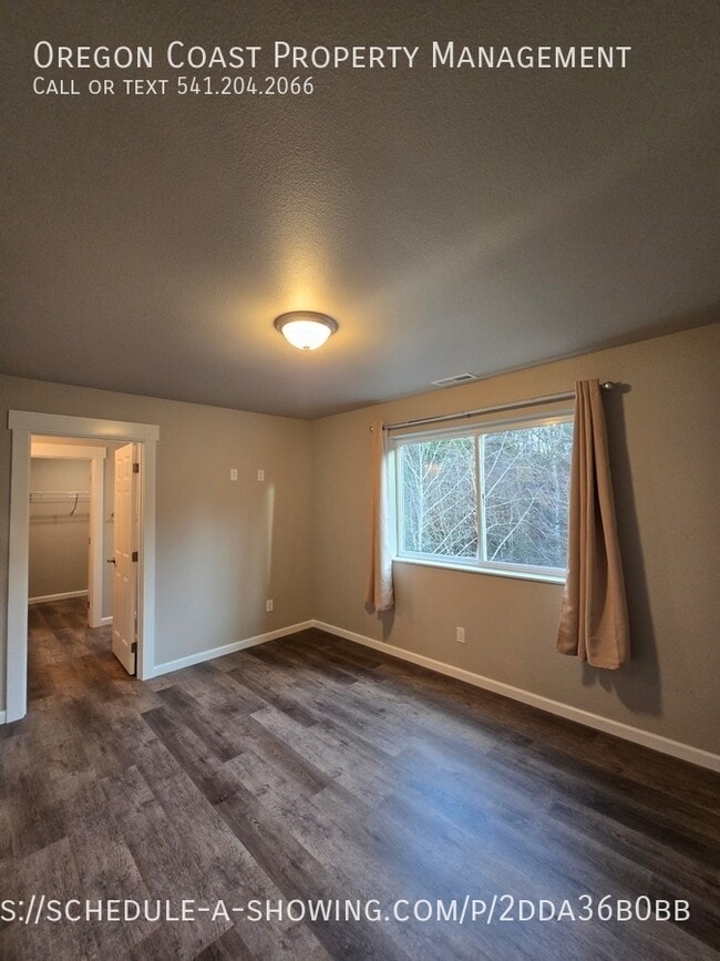 Building Photo - 4265 Sequoia Loop