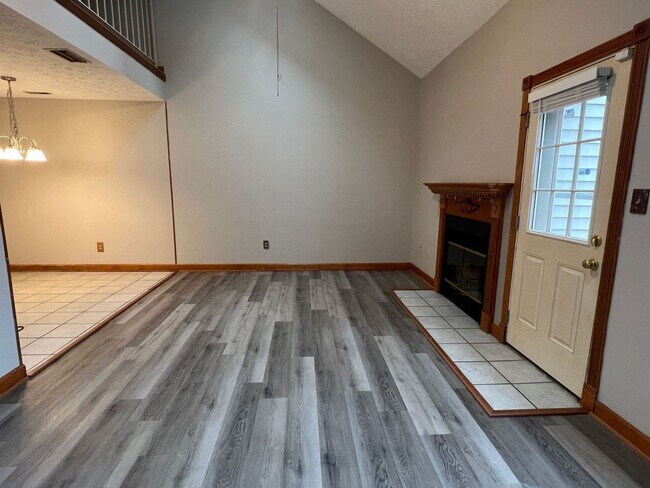 Foto del edificio - MARINERS POINTE CONDOS     -   HOA