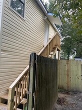 Building Photo - 7943 Ransom Rd