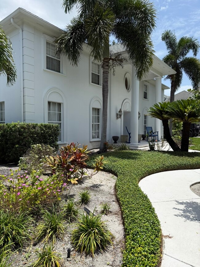 Building Photo - 4911 St Croix Dr