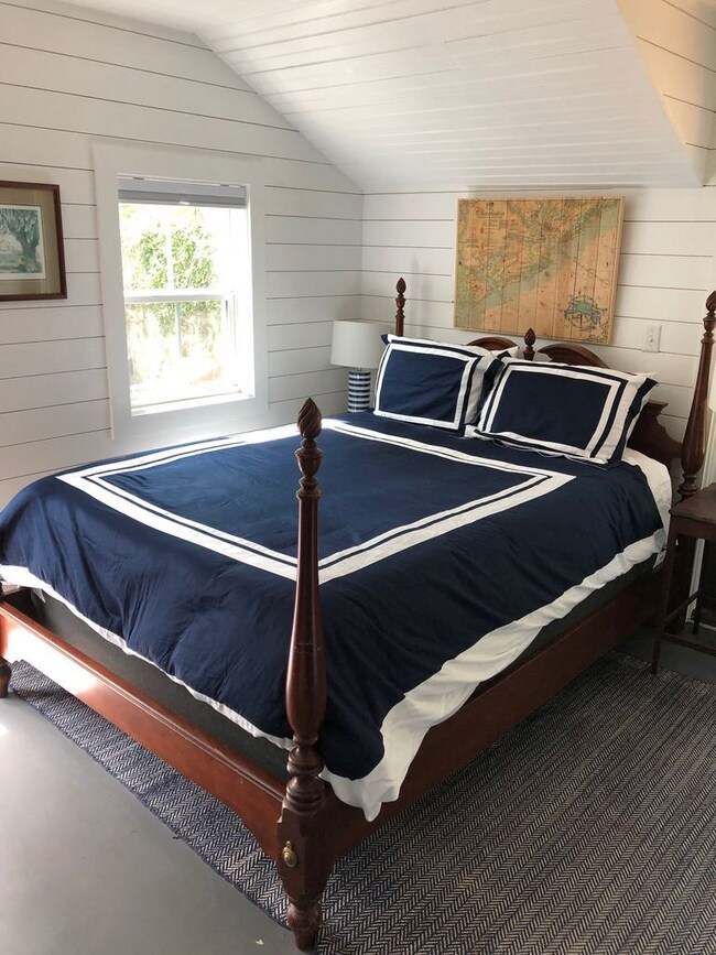 Foto del edificio - 8 Chadwick Dr