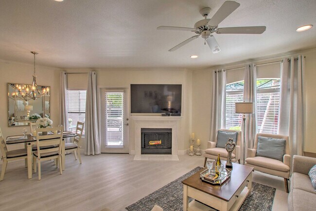 Foto del edificio - 15095 N Thompson Peak Pkwy
