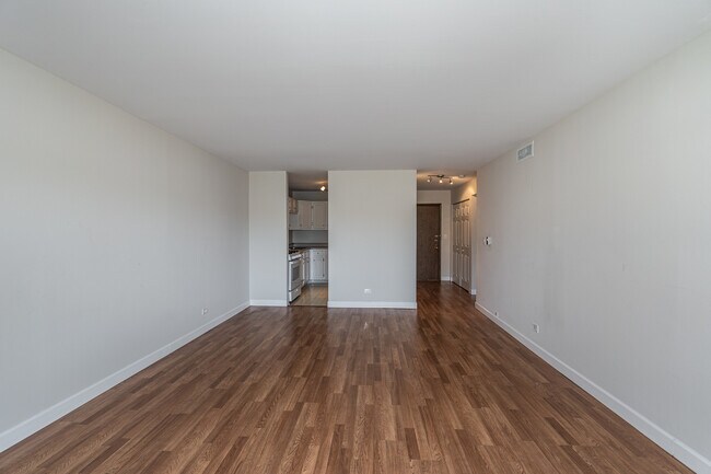 Foto del edificio - 1000 Bayside Dr