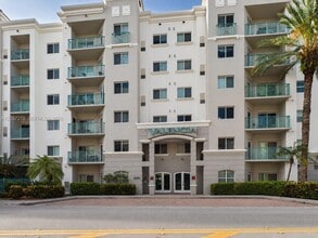 Building Photo - 6001 SW 70th St