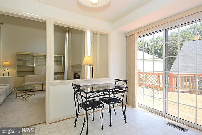 Foto del edificio - 15103 Hunter Mountain Ln