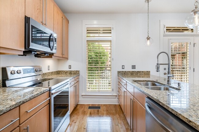 Photo - Germantown Beauty! Apartment