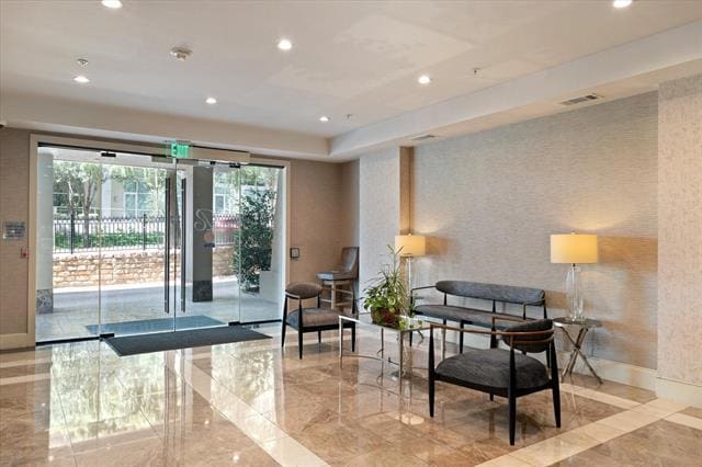 Building Photo - 3225 Turtle Creek Blvd