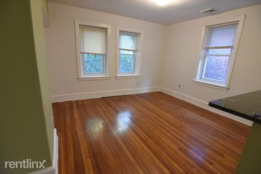 Building Photo - 236 S 46th St