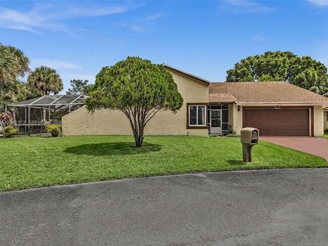 Building Photo - 8813 Paradise Ct