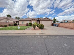 Building Photo - 2254 S 240 W