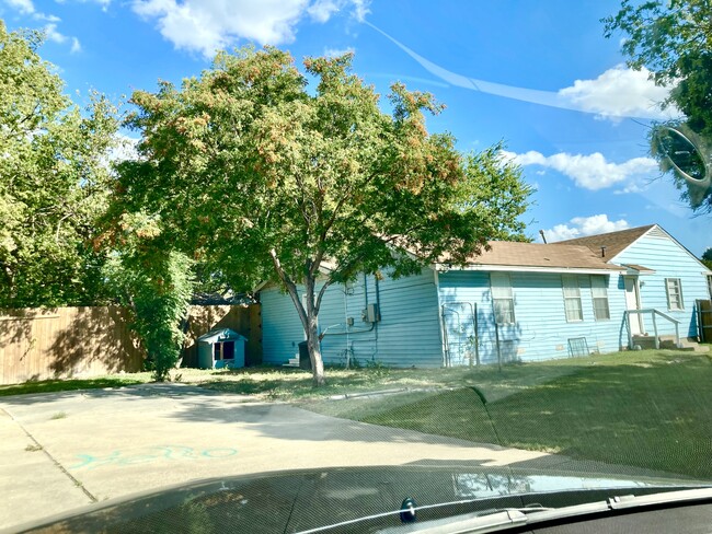 Photo - 3603 Linda Dr House