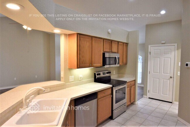 Foto del edificio - 2541 Pine Valley Dr