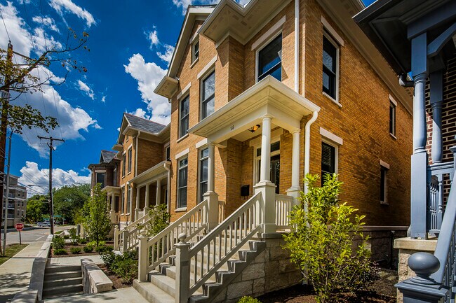 Building Photo - 118 W Starr Ave