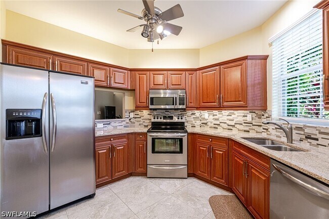 Building Photo - 3735 Fieldstone Blvd