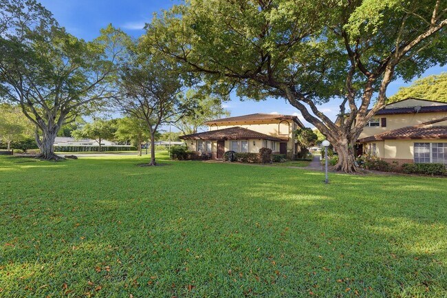 Foto del edificio - 8811 NW 28th Dr