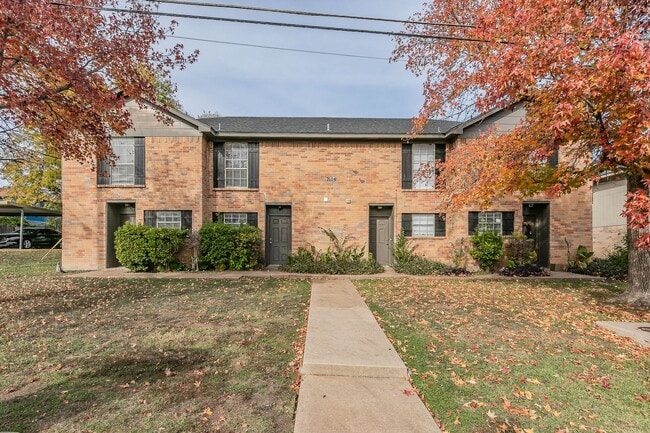 Foto del edificio - 7604 Chapin Rd