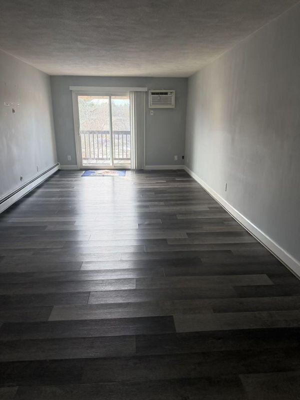 Foto del edificio - 210 Brook Village Rd