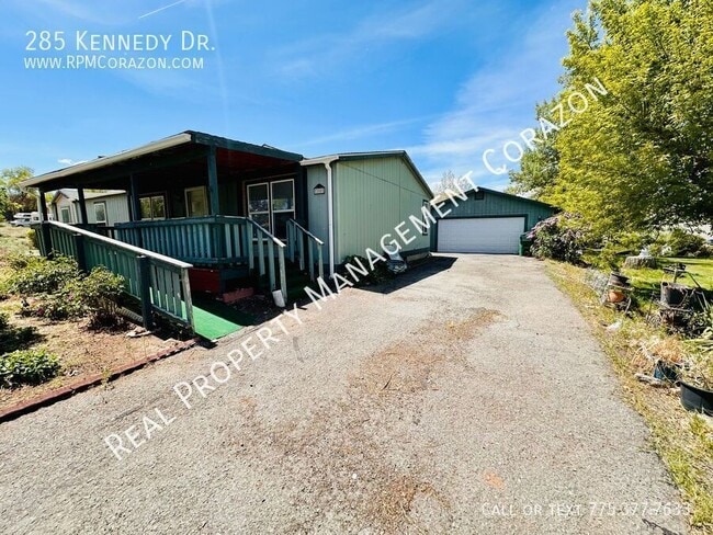 Building Photo - 285 Kennedy Dr