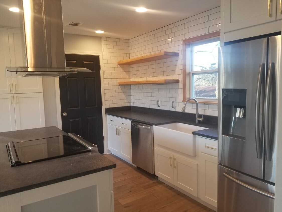 Foto principal - 104.5 N 21st ave