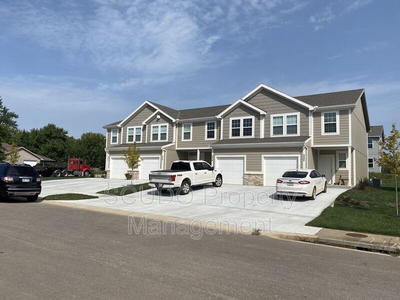 340 N 4th Terrace, Louisburg, KS 66053 House Rental in Louisburg, KS