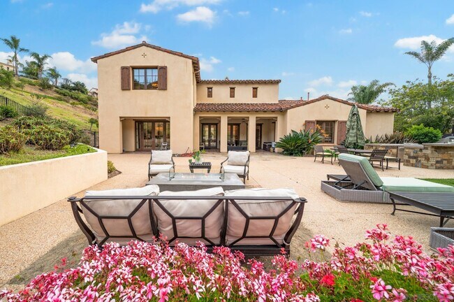 Building Photo - 8110 Outlook Point Dr