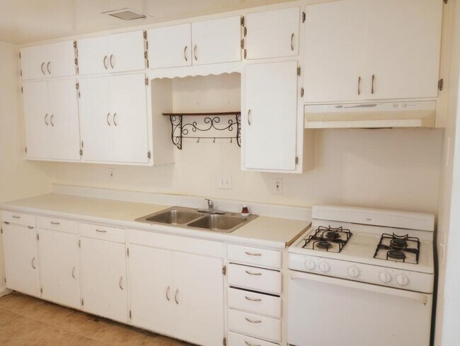 Foto del edificio - 45115.5 Spearman Ave