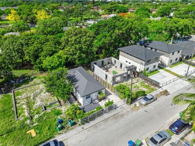 Foto del edificio - 1820 NW 63rd St
