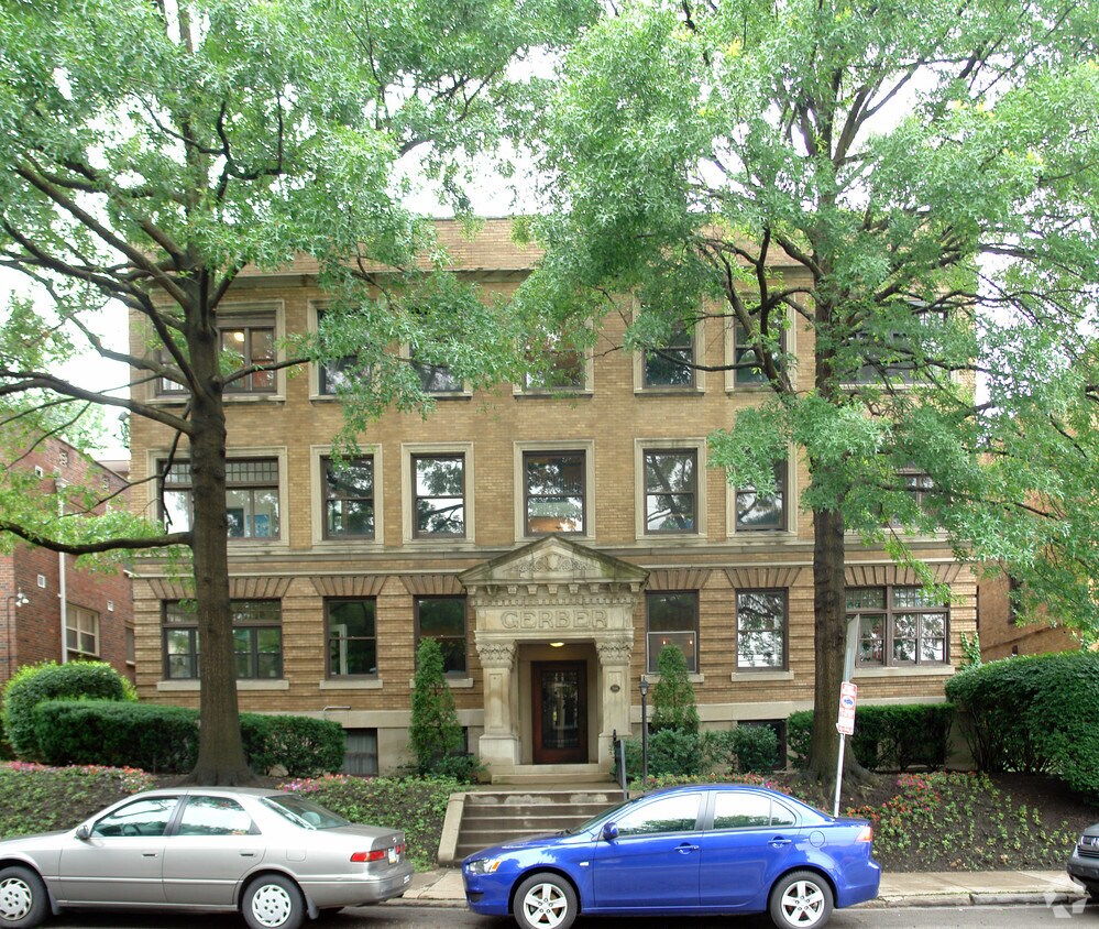 Primary Photo - 724 S Negley Ave