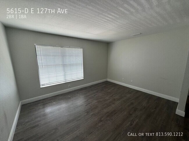 Foto del edificio - 5615-D E 127th Ave