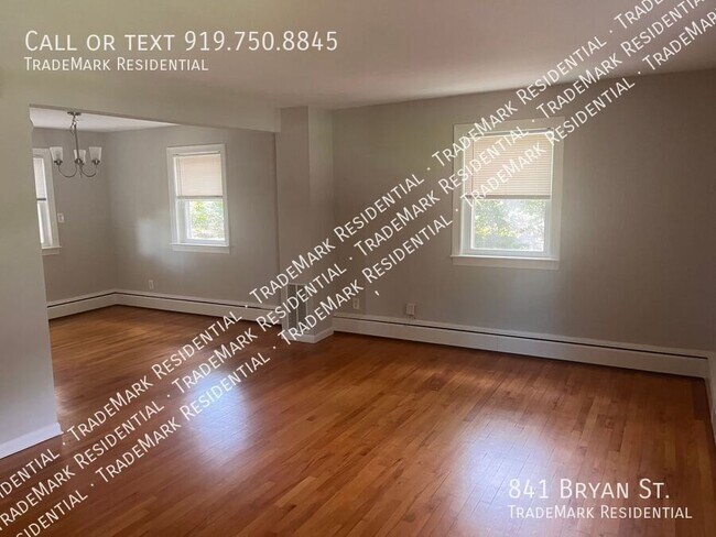 Foto del edificio - 841 Bryan St