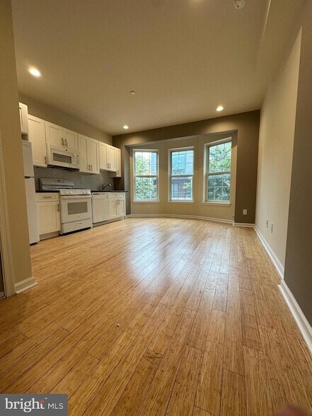 Foto del edificio - 1328 N 7th St