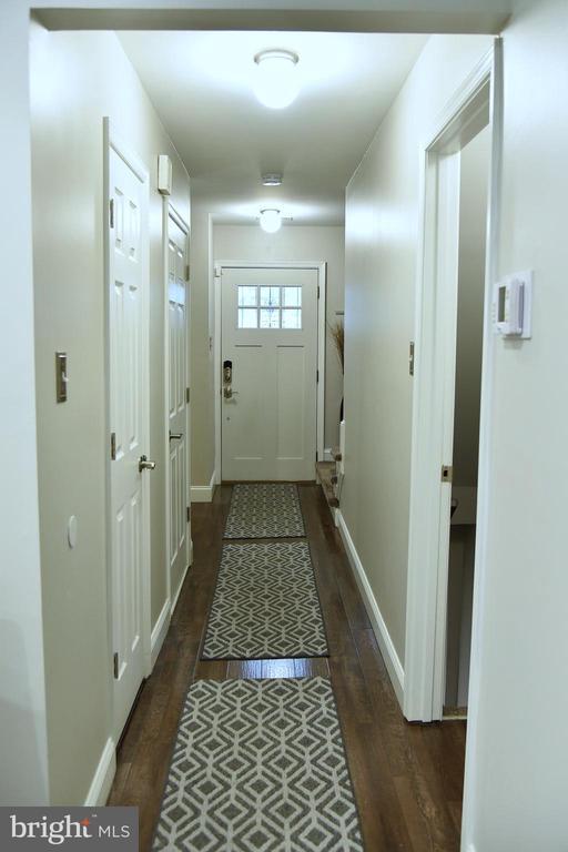 Foto del edificio - 1510 Karen Blvd
