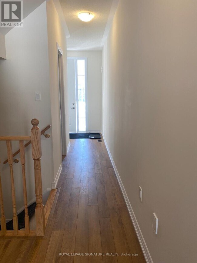 Photo du bâtiment - 110 Molozzi St