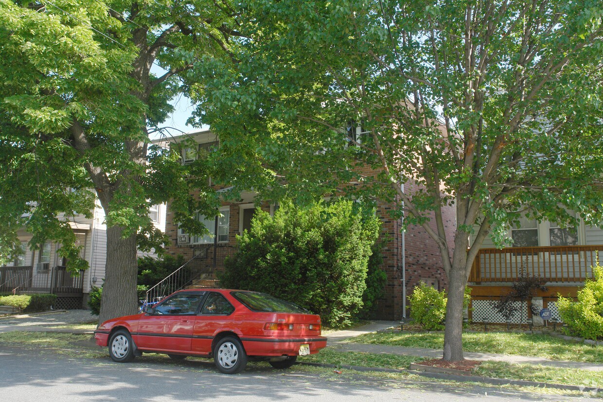 452454 Compton Ave, Perth Amboy, NJ 08861 Apartments in Perth Amboy