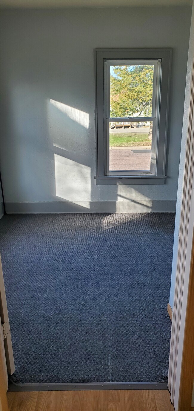 600 S Langdon St, Mitchell, SD 57301 House Rental in Mitchell, SD