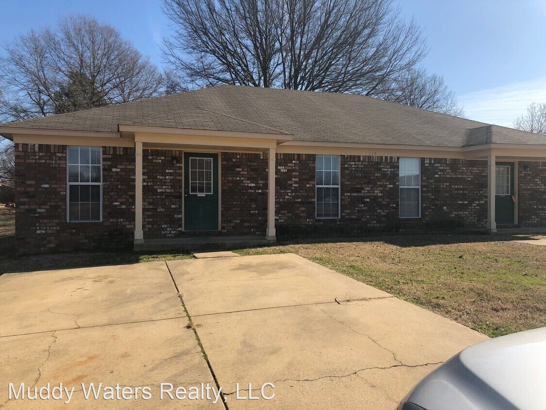 115 Nikki Dr, Senatobia, MS 38668 House Rental in Senatobia, MS