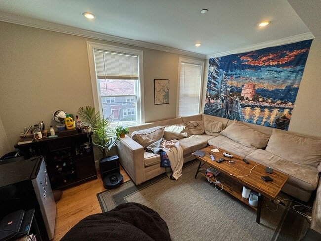 Photo - Beautiful 5 bed 2 bath in Cambridge..... House