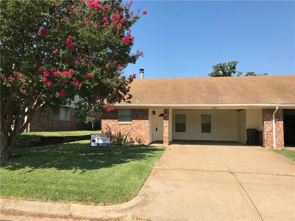 Primary Photo - 2320 Lindblad Ct