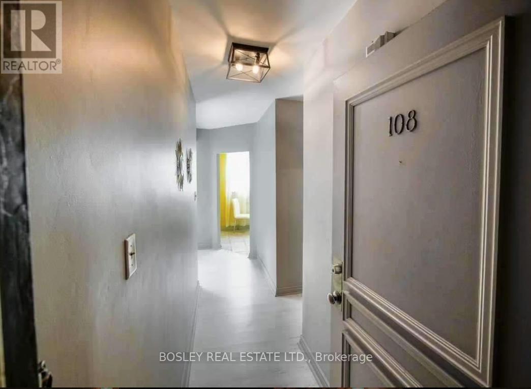 Primary Photo - 740-740 Eglinton Ave W