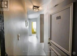 Building Photo - 740-740 Eglinton Ave W