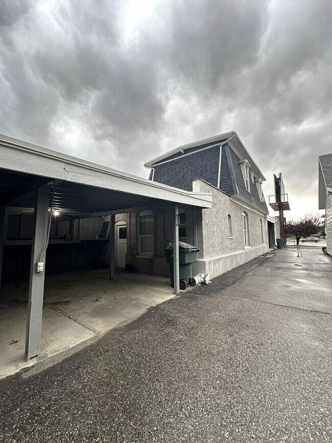 Building Photo - Washington Blvd