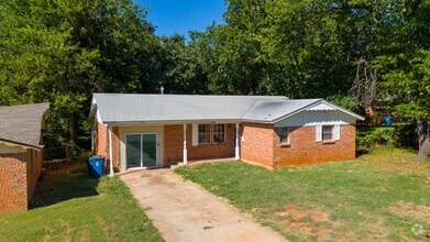 Building Photo - 1309 Parkwoods Ct