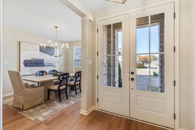 Building Photo - 584 Holden Dr