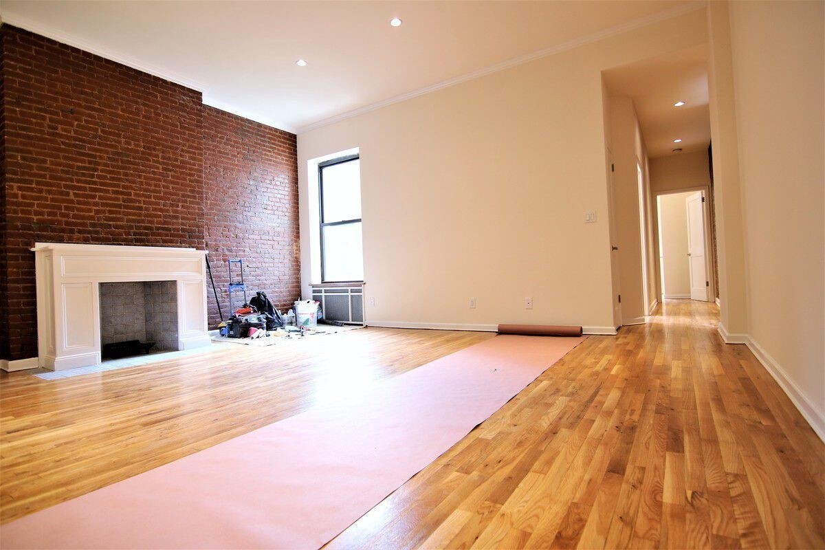 Primary Photo - 117 W 75th St
